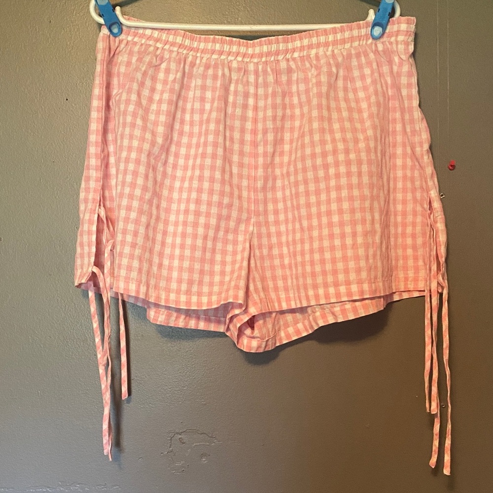 🩷SHEIN High Waist Pink Checkered Shorts